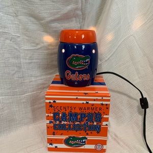 Sentsy Collegiate UF Gators Warmer!!!